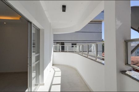 Varanda de apartamento para alugar com 5 quartos, 132m² em Carvalho de Brito, Belo Horizonte