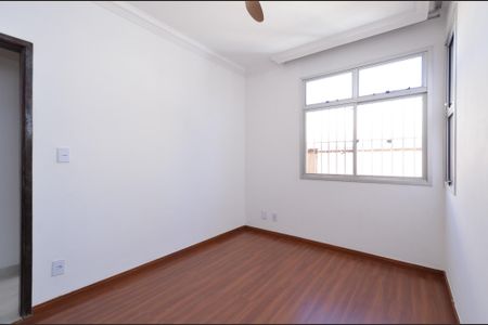 Apartamento para alugar com 132m², 5 quartos e 2 vagas Apartamento para alugar com 132m², 5 quartos e 2 vagasQuarto 2
