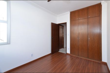 Apartamento para alugar com 132m², 5 quartos e 2 vagas Apartamento para alugar com 132m², 5 quartos e 2 vagasQuarto 3