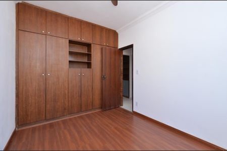 Apartamento para alugar com 132m², 5 quartos e 2 vagas Apartamento para alugar com 132m², 5 quartos e 2 vagasQuarto 2