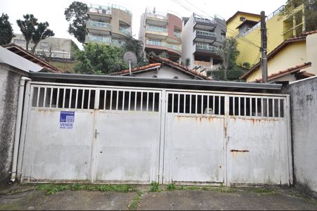 Fachada de casa para alugar com 1 quarto, 110m² em Vila Albertina, São Paulo