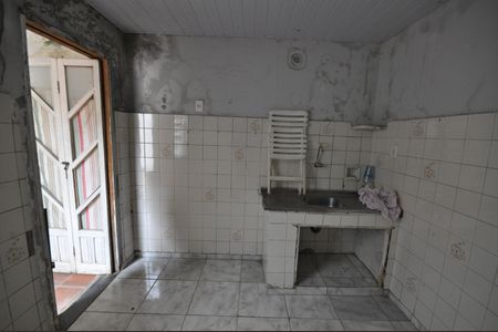 Casa para alugar com 110m², 1 quarto e 2 vagasCozinha