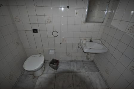 Casa para alugar com 110m², 1 quarto e 2 vagasBanheiro