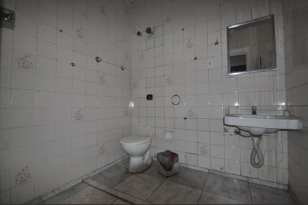 Banheiro de casa para alugar com 1 quarto, 110m² em Vila Albertina, São Paulo