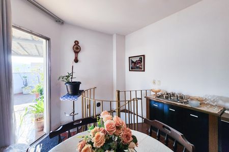 Apartamento à venda com 100m², 3 quartos e 2 vagas Apartamento à venda com 100m², 3 quartos e 2 vagasSala 2