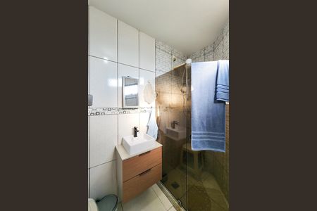 Apartamento à venda com 100m², 3 quartos e 2 vagas Apartamento à venda com 100m², 3 quartos e 2 vagasBanheiro da Suíte 1