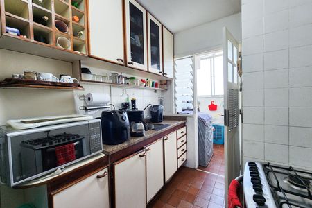 Apartamento à venda com 100m², 3 quartos e 2 vagas Apartamento à venda com 100m², 3 quartos e 2 vagasCozinha