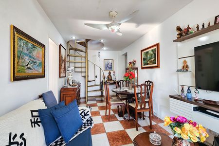 Apartamento à venda com 100m², 3 quartos e 2 vagas Apartamento à venda com 100m², 3 quartos e 2 vagasSala