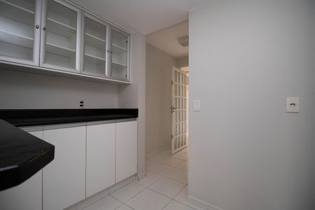 Casa para alugar com 140m², 3 quartos e 4 vagas Casa para alugar com 140m², 3 quartos e 4 vagasCozinha