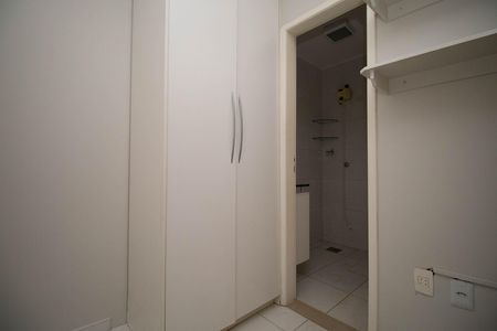 Casa para alugar com 140m², 3 quartos e 4 vagas Casa para alugar com 140m², 3 quartos e 4 vagasQuarto de Serviço