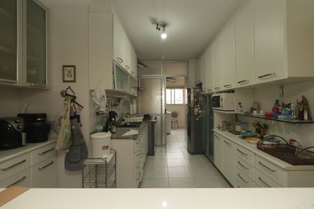 Apartamento para alugar com 110m², 3 quartos e 2 vagasCozinha