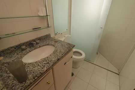 Apartamento para alugar com 110m², 3 quartos e 2 vagasBanheiro da Suíte