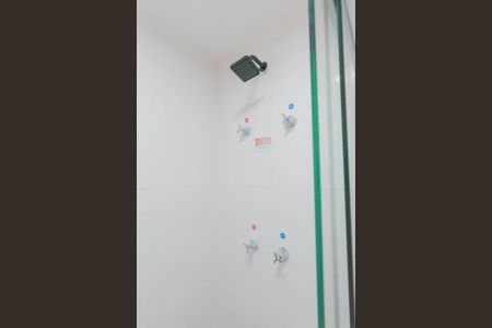 Apartamento para alugar com 43m², 2 quartos e sem vaga Apartamento para alugar com 43m², 2 quartos e sem vagaBanheiro social