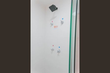 Apartamento para alugar com 43m², 2 quartos e sem vaga Apartamento para alugar com 43m², 2 quartos e sem vagaBanheiro social