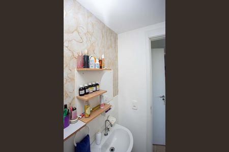Banheiro de apartamento à venda com 2 quartos, 34m² em Jardim Miriam, São Paulo