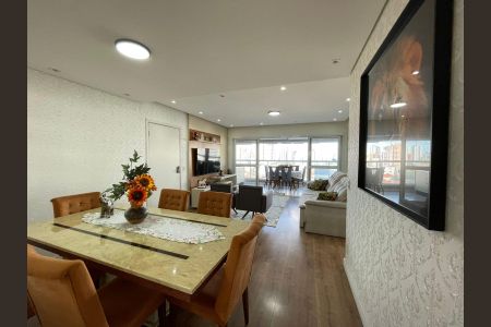 Apartamento para alugar com 127m², 3 quartos e 2 vagas Apartamento para alugar com 127m², 3 quartos e 2 vagasSala