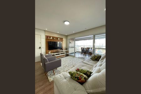 Apartamento para alugar com 127m², 3 quartos e 2 vagas Apartamento para alugar com 127m², 3 quartos e 2 vagasSala