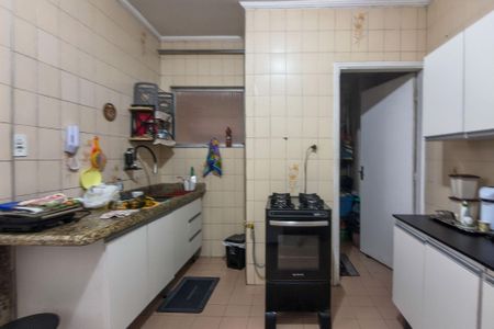 Cozinha  de apartamento para alugar com 2 quartos, 77m² em Vila Tupi, Praia Grande
