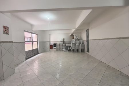 Apartamento para alugar com 77m², 2 quartos e 1 vaga Apartamento para alugar com 77m², 2 quartos e 1 vagaÁrea comum - Salão de festas