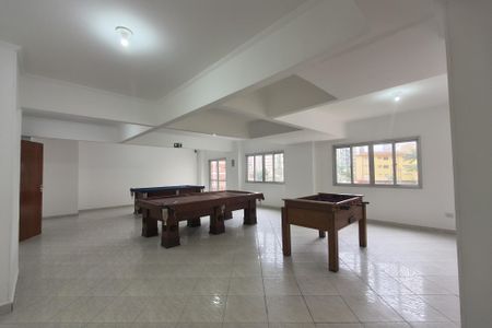Apartamento para alugar com 77m², 2 quartos e 1 vaga Apartamento para alugar com 77m², 2 quartos e 1 vagaSalão de jogos