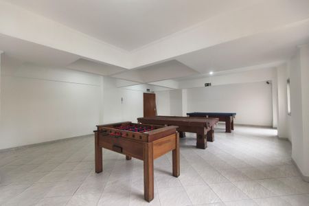 Apartamento para alugar com 77m², 2 quartos e 1 vaga Apartamento para alugar com 77m², 2 quartos e 1 vagaSalão de jogos