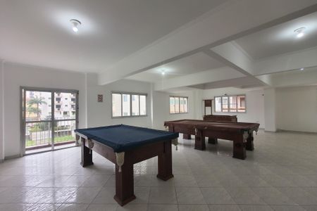 Apartamento para alugar com 77m², 2 quartos e 1 vaga Apartamento para alugar com 77m², 2 quartos e 1 vagaSalão de jogos