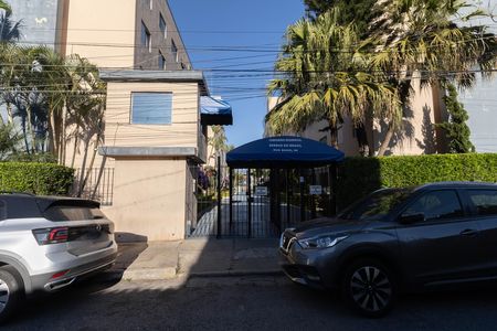 Fachada de apartamento para alugar com 2 quartos, 63m² em Vila Constança, São Paulo