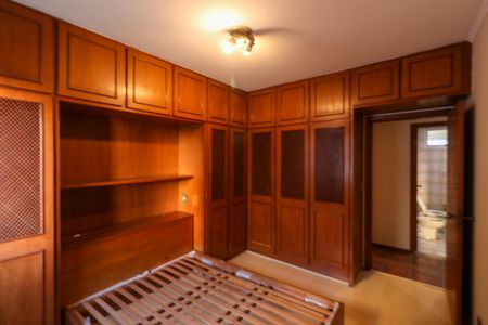 Apartamento à venda com 105m², 3 quartos e 1 vaga Apartamento à venda com 105m², 3 quartos e 1 vagaQuarto 1