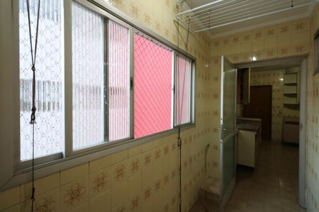 Apartamento à venda com 105m², 3 quartos e 1 vaga Apartamento à venda com 105m², 3 quartos e 1 vagaÁrea de Serviço