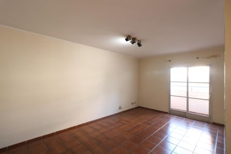 Apartamento à venda com 105m², 3 quartos e 1 vaga Apartamento à venda com 105m², 3 quartos e 1 vagaSala