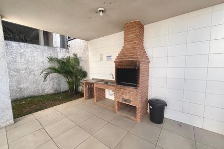 Apartamento para alugar com 52m², 2 quartos e 1 vaga Apartamento para alugar com 52m², 2 quartos e 1 vagaÁrea comum - Churrasqueira