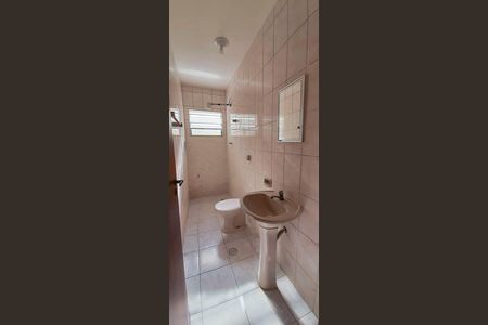 Casa para alugar com 45m², 1 quarto e sem vaga