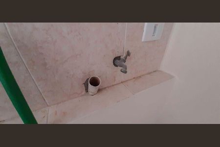 Casa para alugar com 45m², 1 quarto e sem vaga