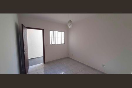Casa para alugar com 45m², 1 quarto e sem vaga