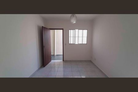 Casa para alugar com 45m², 1 quarto e sem vaga