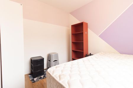Quarto 2 de apartamento para alugar com 2 quartos, 33m² em Parque Fongaro, São Paulo
