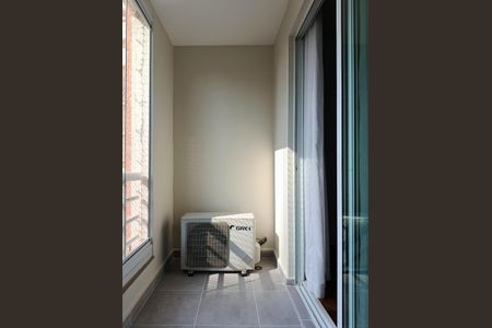 Apartamento à venda com 53m², 1 quarto e 2 vagas Apartamento à venda com 53m², 1 quarto e 2 vagasVaranda da Suíte