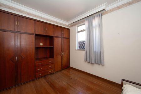 Apartamento à venda com 89m², 3 quartos e 1 vaga Apartamento à venda com 89m², 3 quartos e 1 vagaQUARTO2