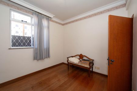 Apartamento à venda com 89m², 3 quartos e 1 vaga Apartamento à venda com 89m², 3 quartos e 1 vagaQUARTO2