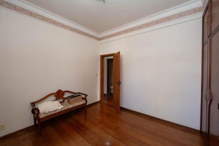 Apartamento à venda com 89m², 3 quartos e 1 vaga Apartamento à venda com 89m², 3 quartos e 1 vagaQUARTO2