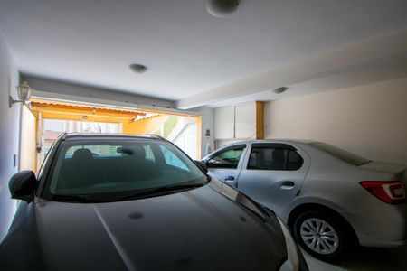 Garagem de casa à venda com 3 quartos, 190m² em Vila Floresta, Santo André