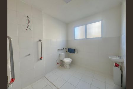 Banheiro de apartamento para alugar com 1 quarto, 41m² em Jardim Iv Centenario, Guarulhos