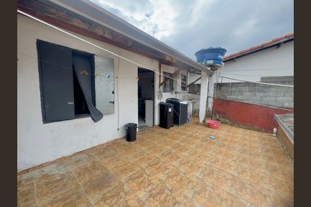Quintal de casa à venda com 3 quartos, 70m² em Jardim Rosa de Franca, Guarulhos