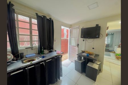 Cozinha de casa à venda com 3 quartos, 70m² em Jardim Rosa de Franca, Guarulhos