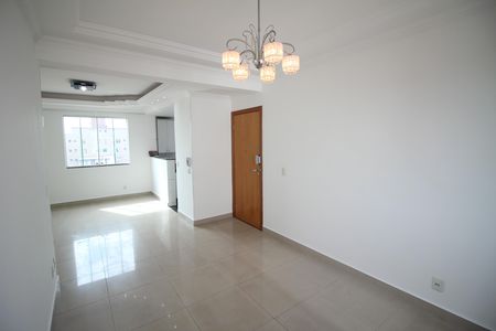 Sala de apartamento para alugar com 3 quartos, 79m² em Eldorado, Contagem