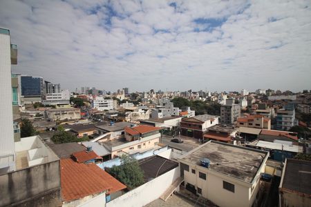 Varanda Quarto 1 de apartamento para alugar com 3 quartos, 79m² em Eldorado, Contagem