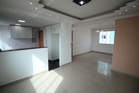 Apartamento para alugar com 3 quartos, 79m² em Eldorado, Contagem