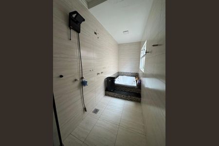 Casa para alugar com 4 quartos, 140m² em Tubalina, Uberlândia