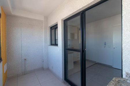Apartamento à venda com 45m², 2 quartos e 1 vaga Apartamento à venda com 45m², 2 quartos e 1 vagaÁrea de Serviço e Sacada