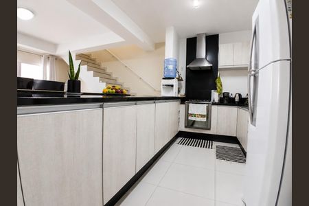 Cozinha de casa para alugar com 3 quartos, 127m² em Rio Tavares, Florianópolis